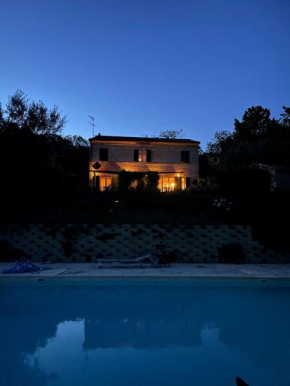 Casa Raffaela, Charming villa with a nice pool Monte Giberto